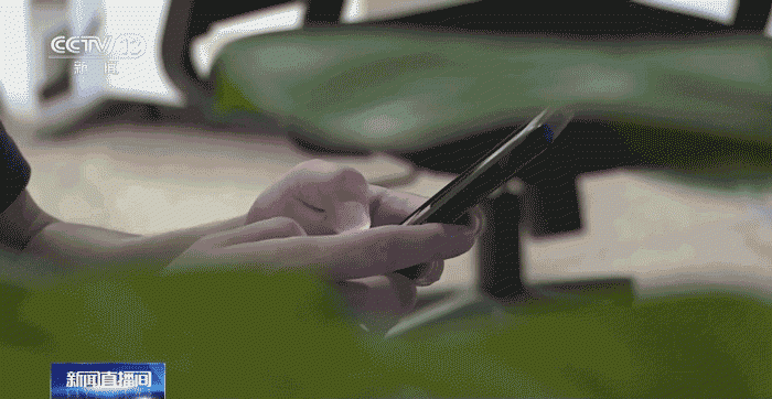 f44d30758a69261af59f26.gif